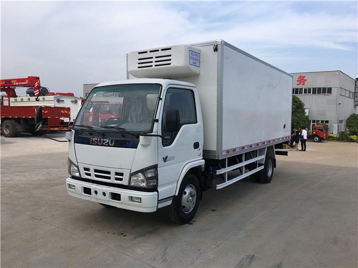 五十鈴600P冷藏車-廂長(zhǎng)5.2米